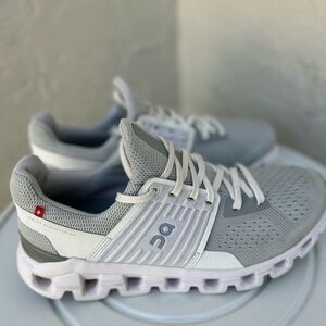 On Cloud Cloudswift Low Glacier White Women Size 7.5 US Sneakers